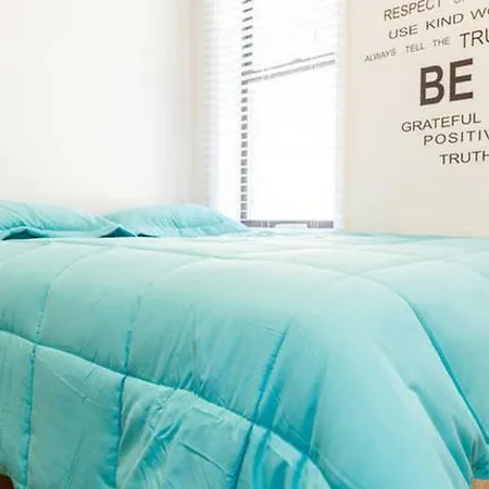 Charming, Fully Renovated Studio In Heart Of Manhattan Apartment New York