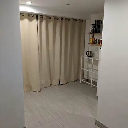 Big And Nice Basement - 17 Mins From Manhattan *