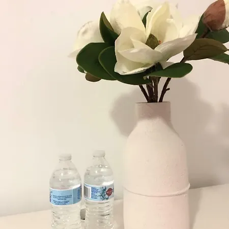 A Clean, Comfortable Private * New York
