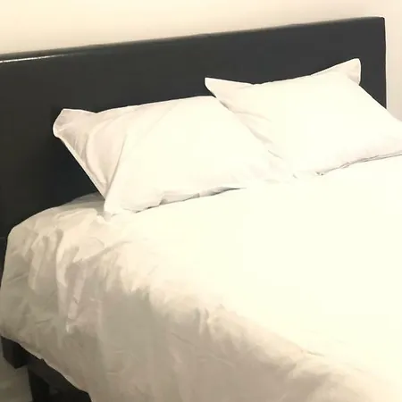 Homestay A Clean, Comfortable Private New York