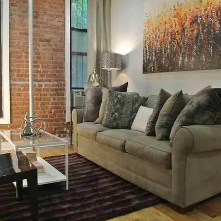 Amazing Location Near Columbia U, Central Park, South Harlem 3 Queen Beds Apartment New York