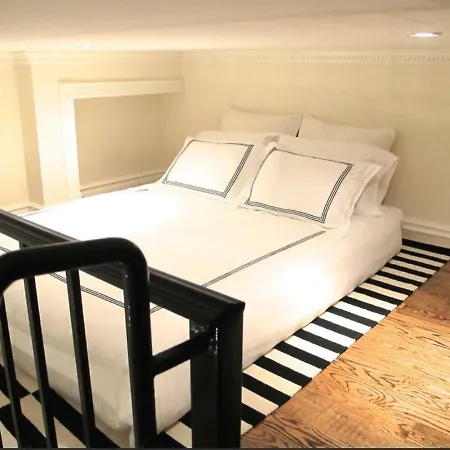 Apartment Sleeping Loft East Village New York