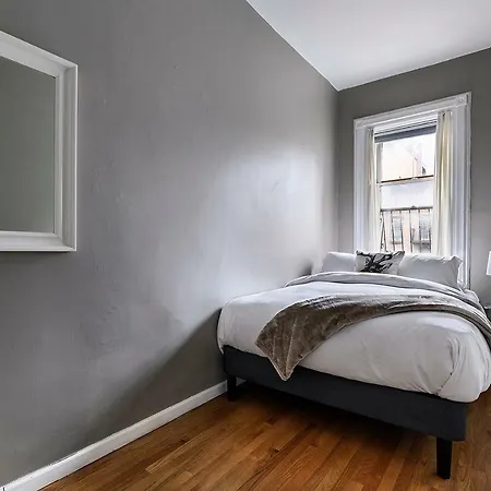 4bd Newly Renovated In Ny- Time Square *