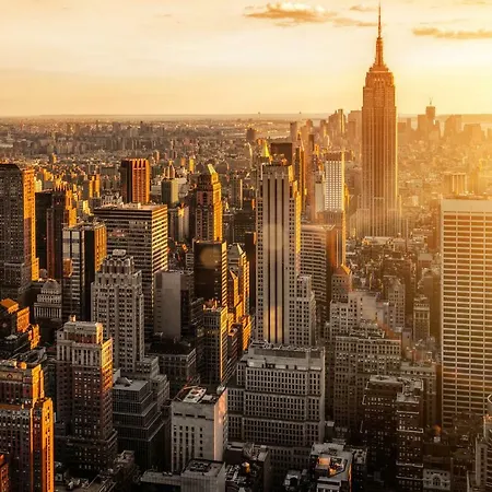 4bd Newly Renovated In Ny- Time Square Apartment New York