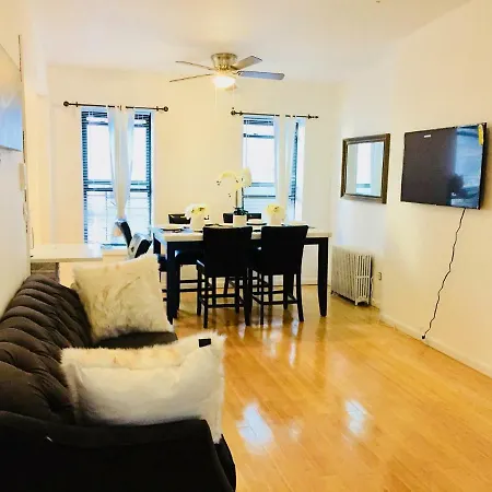 Totally Renovated Brownstone Apt. High Ceilings