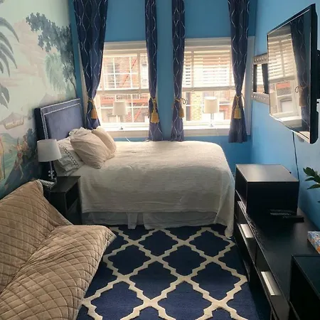 Townhouse 222 *