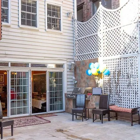 Townhouse 222 Villa New York