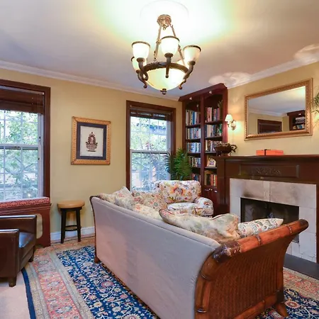 Villa Townhouse 222 *