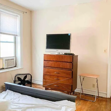 In West Brooklyn Homestay *