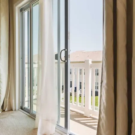 Apartment Beautiful Oceanfront 2bd Apartment, Beathtaking Views, Ferry To Nyc