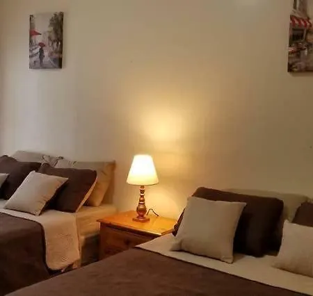 Fordham Delight Homestay *