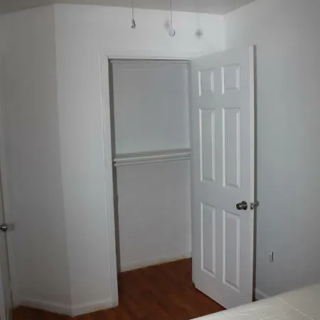 Sama-mama Apartment