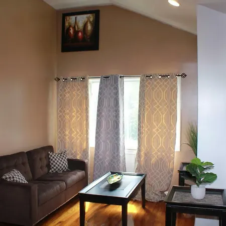 Sama-mama Apartment *