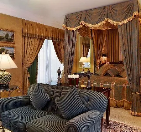 Hotel The Laguardia 3*