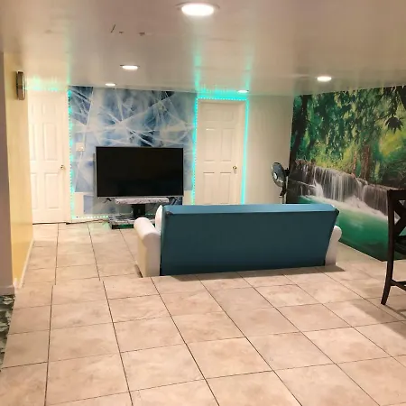 Apartment On The Go! *