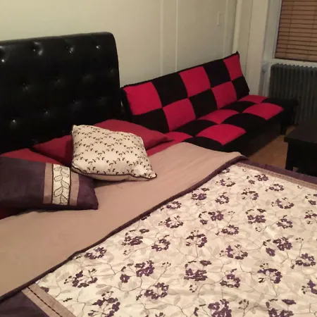 Lovely Prime Hell's Kitchen Apartment! Apartment *