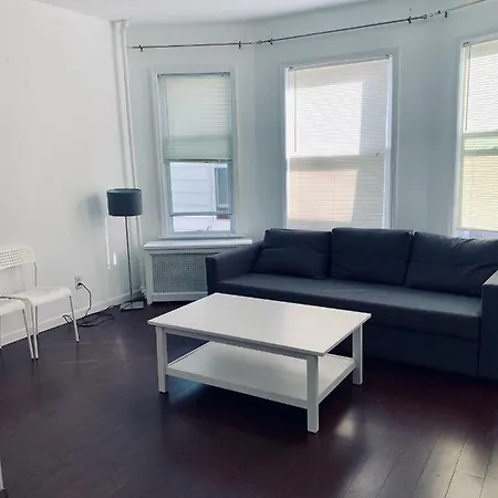 Amazing Private In 3 Bedroom Brooklyn * New York
