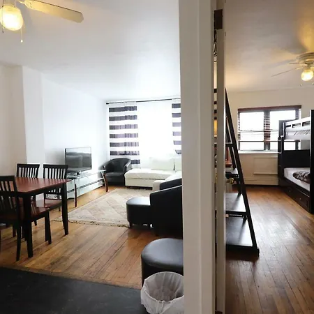 Great Astoria - 10 Min To Manhattan And Lga - Sleeps 4!