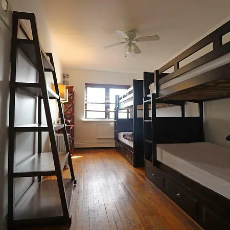 Great Astoria - 10 Min To Manhattan And Lga - Sleeps 4! *