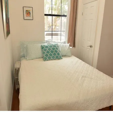 Close To Soho 2bd
