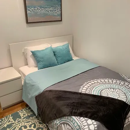 Cozy 3 Bedroom Walking Distance To Central Park Apartment New York