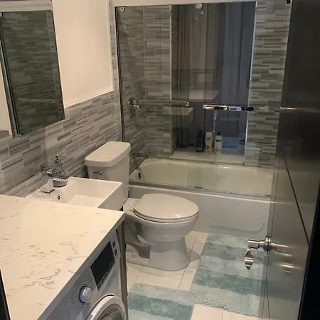 Apartment Cozy 3 Bedroom Walking Distance To Central Park *