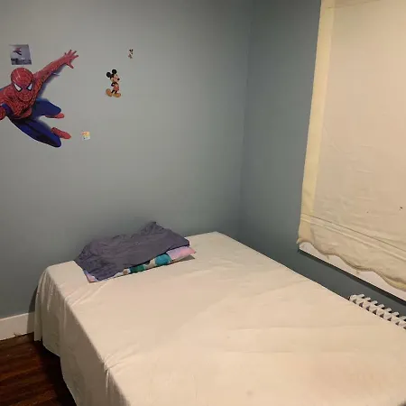 Private In Sunnyside ,21 Minutes To Times Square * New York