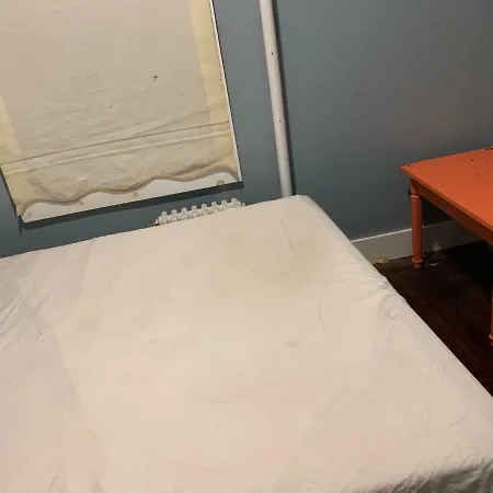 Private In Sunnyside ,21 Minutes To Times Square New York