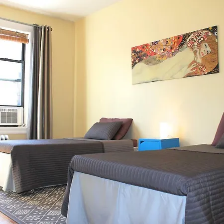 Deluxe Economy In Upper Nyc *