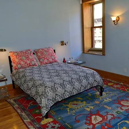 Harlem Jazz Getaway Mansion. * New York