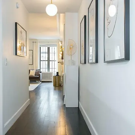 Fifth Avenue Ultra Luxurious Large 3 Bedroom - Domenico Vacca Building - Gym /doorman/elevator Apartment