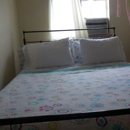 Guest house At The Water's Edge In Canarsie! *