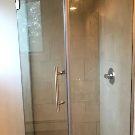 Homestay A Clean, Comfortable Private