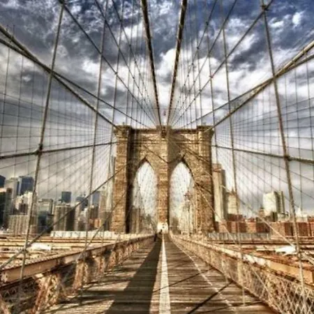 Nycth Private * New York