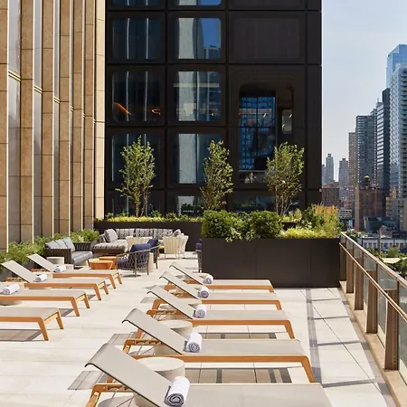 Equinox Hotel New York