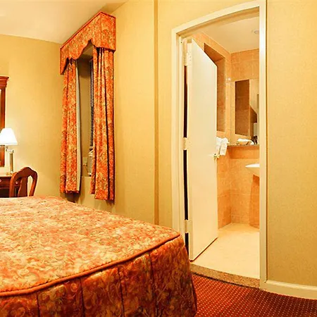 Newton Hotel