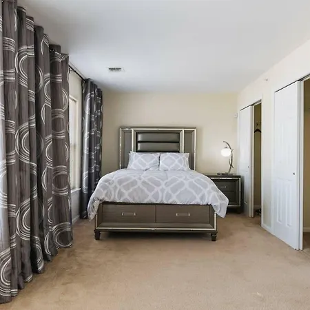 Beautiful Oceanfront 2bd Apartment, Beathtaking Views, Ferry To Nyc Apartment New York