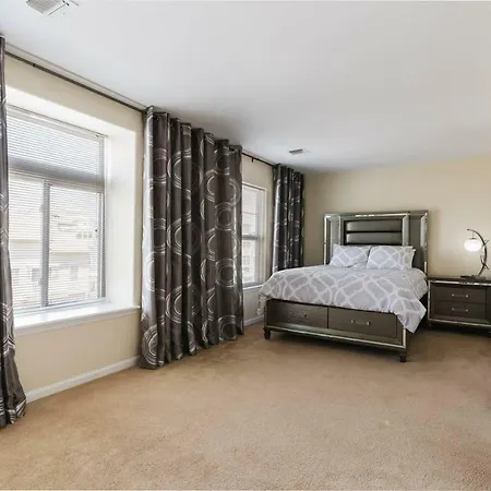 Apartment Beautiful Oceanfront 2bd Apartment, Beathtaking Views, Ferry To Nyc