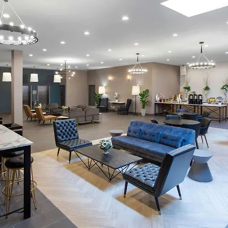 Hotel Microtel By Wyndham Long Island