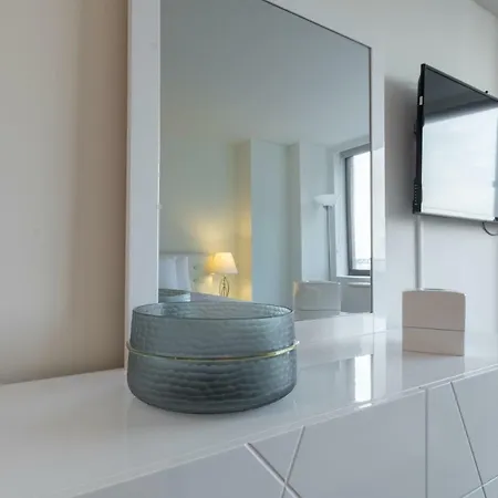 Times Square Private Apartment