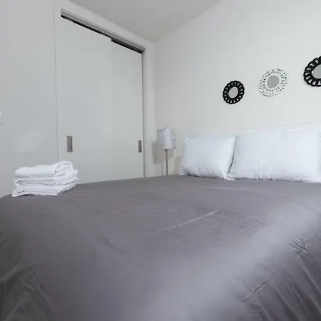 Times Square Private Apartment *