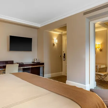 Omni Berkshire Place