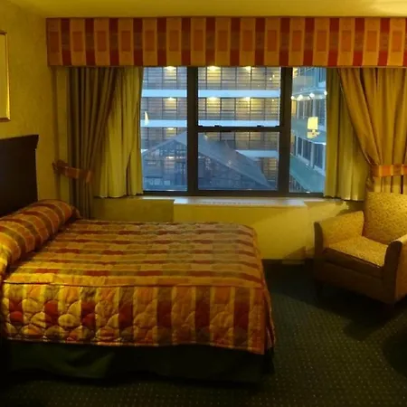Travel - Midtown Manhattan 2*