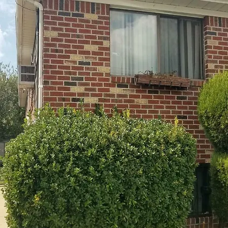 Jfk Area Away From Apartment New York