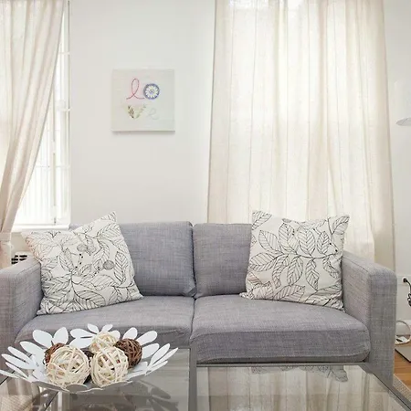 Greenpoint Exclusive 30 Day Apartment *