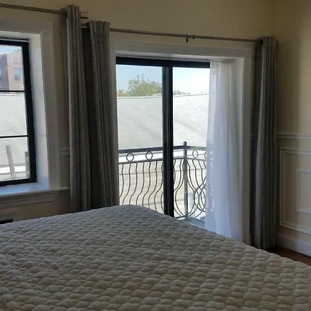 Apartment 1118-quality Cribs Duplex