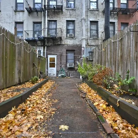 337 East #232479 Apts *