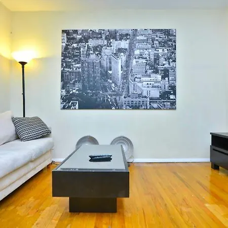 329 East Apartment #232463 Apts Holiday home