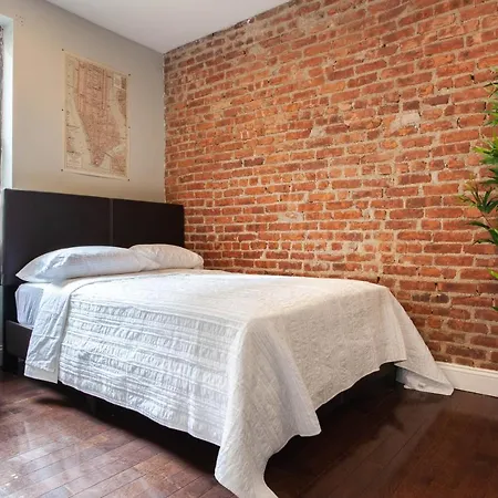 Private Bedroom In City