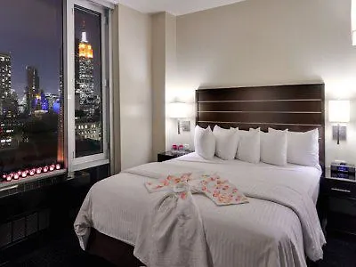 Hilton Fashion District Hotel